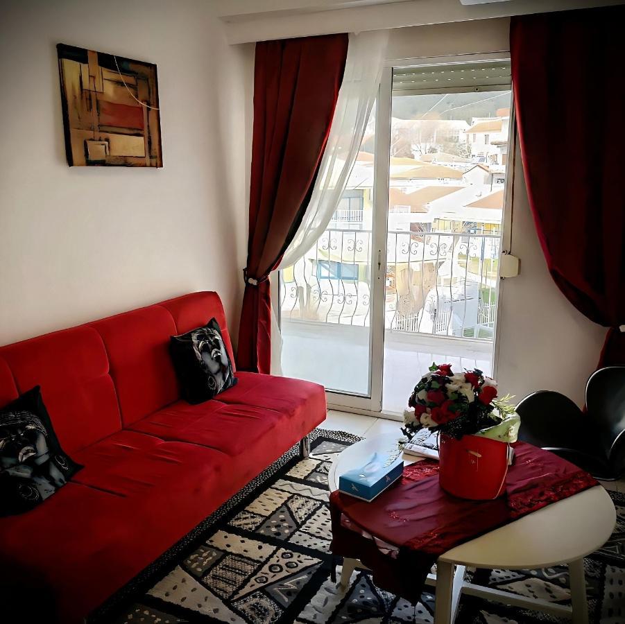 Centrally Apartments Ксанті Екстер'єр фото